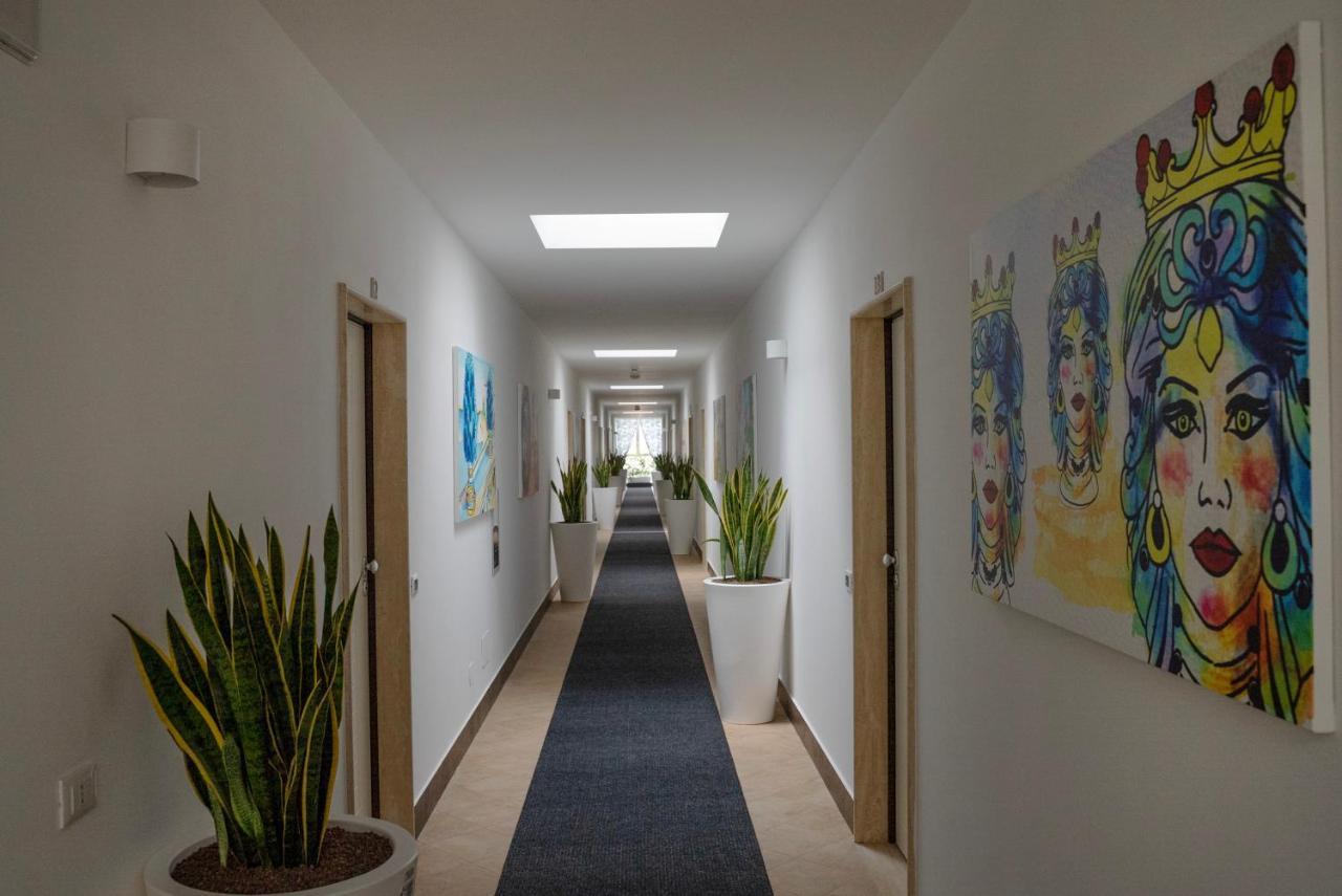Oasi Smart Rooms Caltanissetta Exterior photo